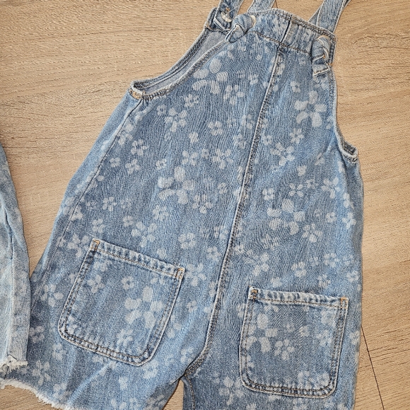 Two Matching denim overall shorts - Picture 2 of 5